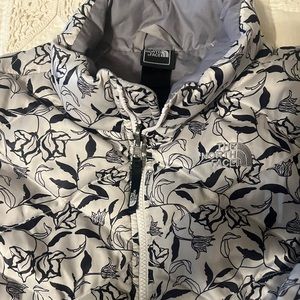 Adorable girls north face coat